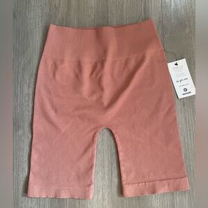 Avocado Pink Seamless Ribbed Biker Shorts S/M High Rise Stretch NWT